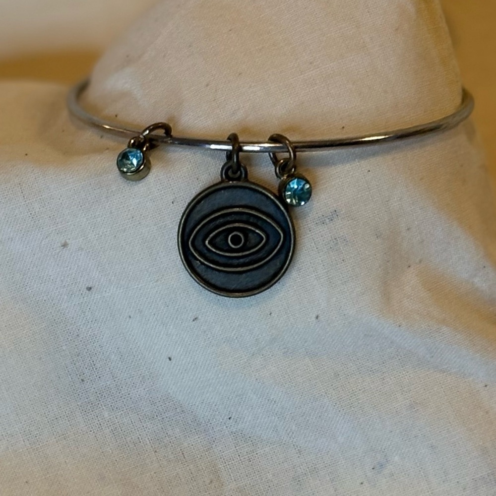 Evil Eye Ward bracelet with sky blue rhinestones! Excellent condition!!